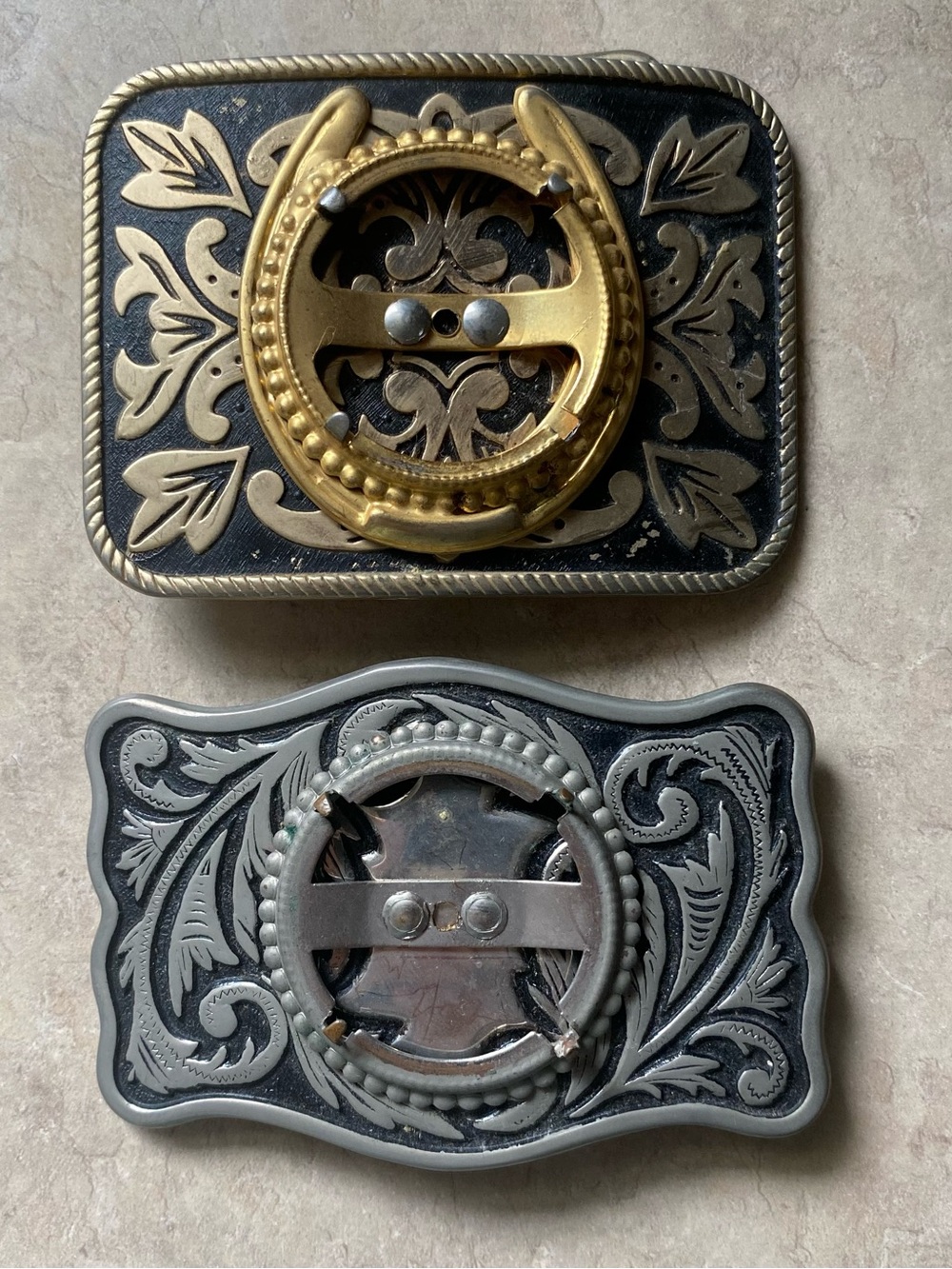 2 Vintage Western Horseshoe Blank Coin Holder Bezel Belt Buckle Gold/Silver Tone